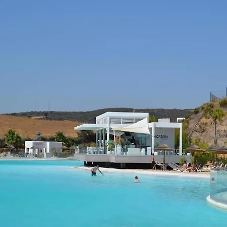 Charming 2-bedroom Lagoon *