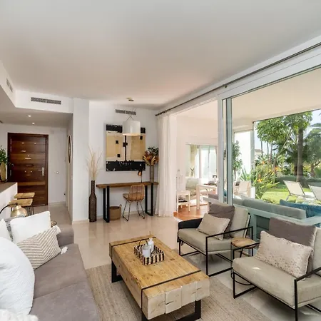 Charming 2-bedroom Lagoon Estepona