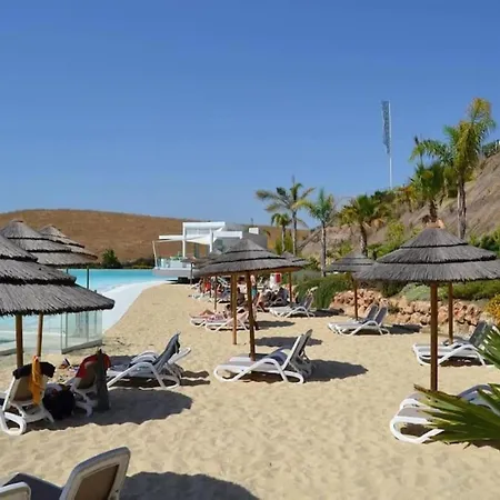 Charming 2-bedroom Lagoon * Estepona